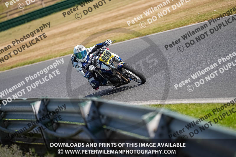 enduro digital images;event digital images;eventdigitalimages;mallory park;mallory park photographs;mallory park trackday;mallory park trackday photographs;no limits trackdays;peter wileman photography;racing digital images;trackday digital images;trackday photos